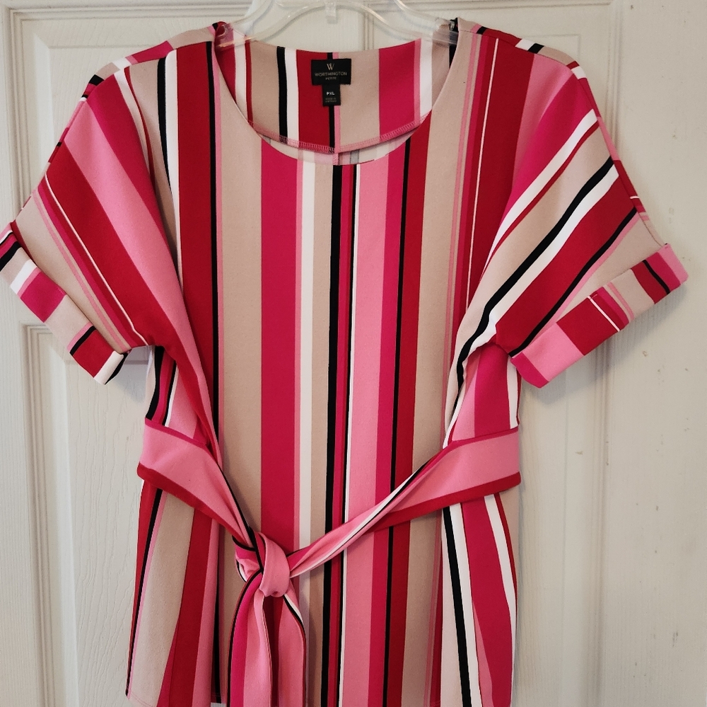 Colorful Worthington shirt NWOT.